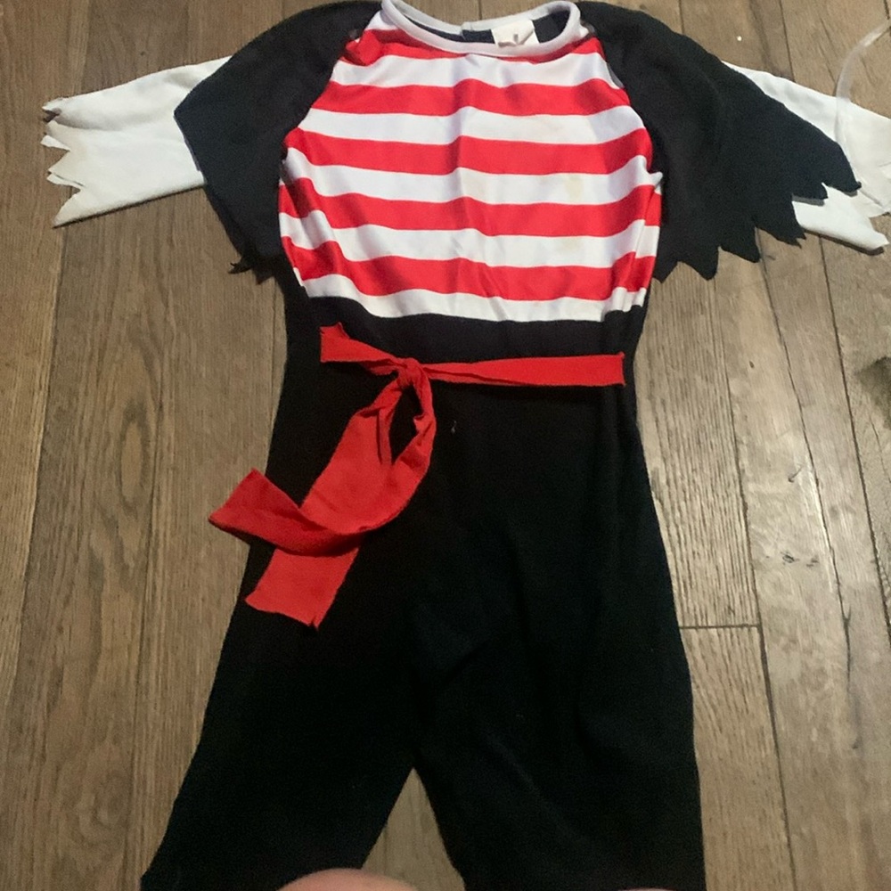 Pirate costume. AR